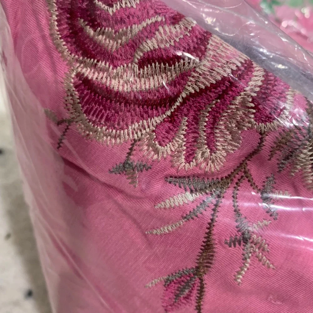 NWT Sharif Collection New York Pink Embroidered Floral Top‎ XL Rose Detail Tee